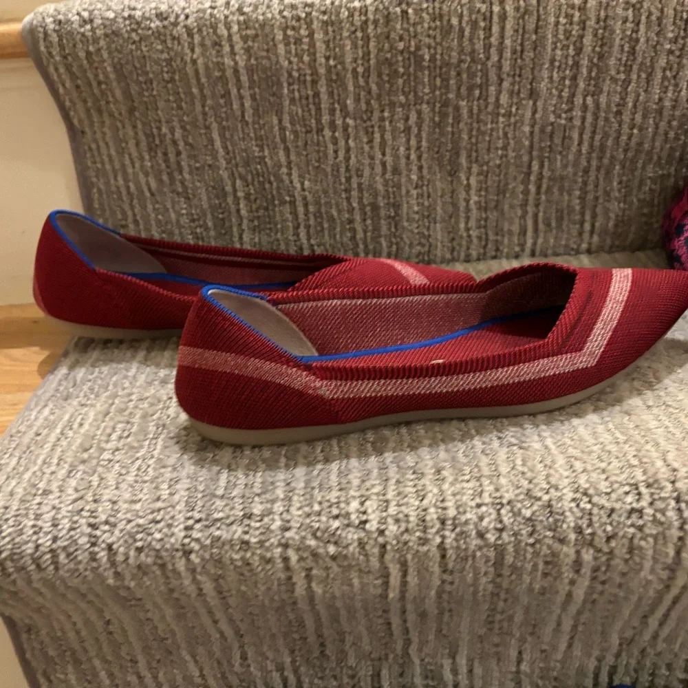 Red reflective Rothy’s points - Picture 4 of 4